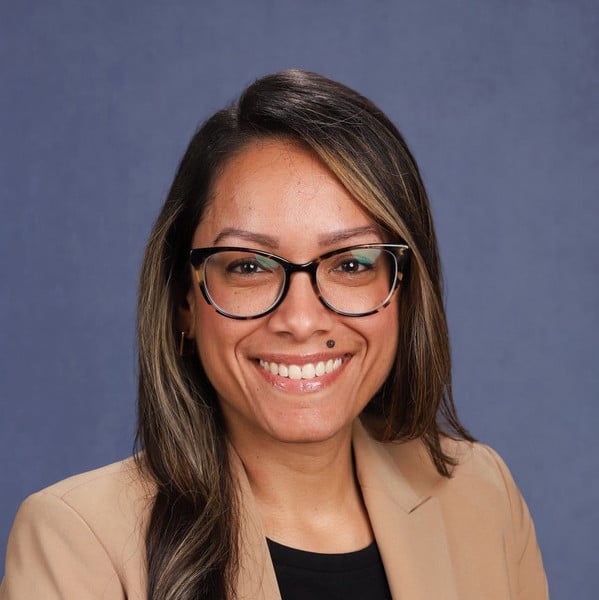 Ms. Vélez